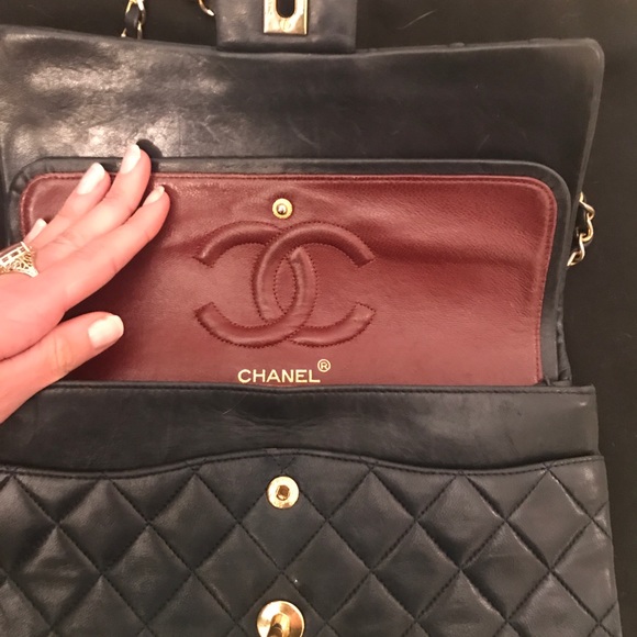 Chanel double flap navy lambskin bag - Picture 5 of 8